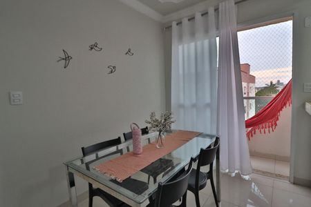 Sala de Jantar de apartamento para alugar com 2 quartos, 55m² em Santa Mônica, Uberlândia