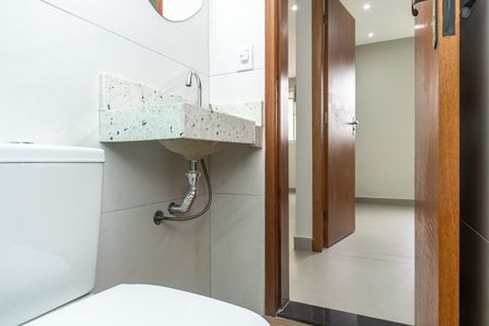 Casa à venda com 90m², 3 quartos e 1 vagaBanheiro