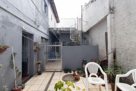 Casa à venda com 126m², 4 quartos e sem vaga Casa à venda com 126m², 4 quartos e sem vagaQuintal