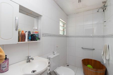 Casa à venda com 126m², 4 quartos e sem vaga Casa à venda com 126m², 4 quartos e sem vagaBanheiro da Suíte