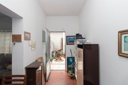 Casa à venda com 126m², 4 quartos e sem vaga Casa à venda com 126m², 4 quartos e sem vagaHall de entrada