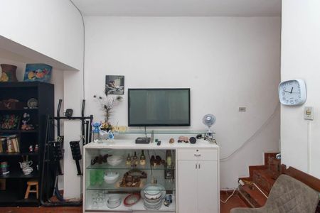 Casa à venda com 126m², 4 quartos e sem vaga Casa à venda com 126m², 4 quartos e sem vagaSala