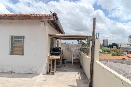 Casa à venda com 126m², 4 quartos e sem vaga Casa à venda com 126m², 4 quartos e sem vagaTerraço