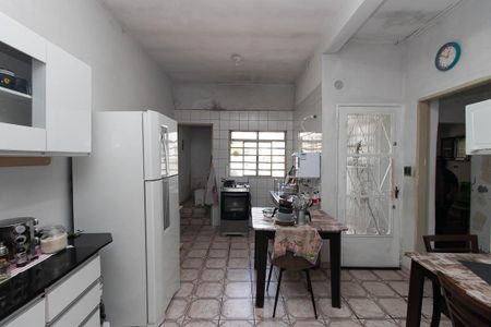 Casa à venda com 126m², 4 quartos e sem vaga Casa à venda com 126m², 4 quartos e sem vagaCozinha