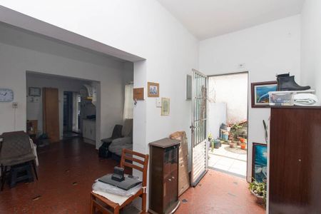 Casa à venda com 126m², 4 quartos e sem vaga Casa à venda com 126m², 4 quartos e sem vagaHall de entrada