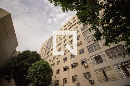 Apartamento para alugar com 78m², 2 quartos e 1 vaga Apartamento para alugar com 78m², 2 quartos e 1 vagaFachada