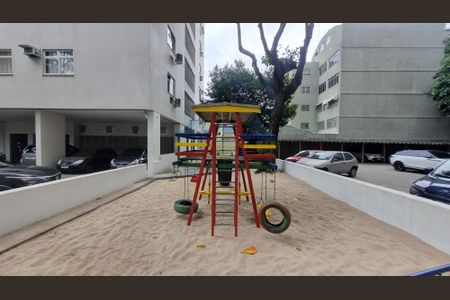 Apartamento para alugar com 78m², 2 quartos e 1 vaga Apartamento para alugar com 78m², 2 quartos e 1 vagaPlayground