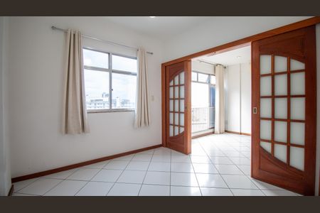 Apartamento para alugar com 78m², 2 quartos e 1 vaga Apartamento para alugar com 78m², 2 quartos e 1 vagaSala