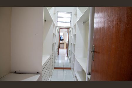 Apartamento para alugar com 78m², 2 quartos e 1 vaga Apartamento para alugar com 78m², 2 quartos e 1 vagaQuarto Suite Closet