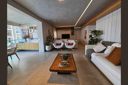 Apartamento para alugar com 161m², 3 quartos e 3 vagasSala