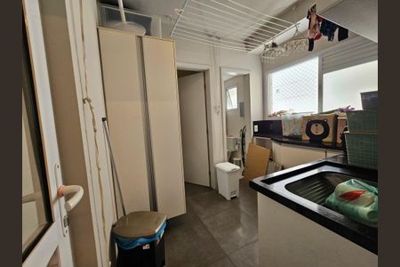 Apartamento para alugar com 161m², 3 quartos e 3 vagasÁrea de Serviço