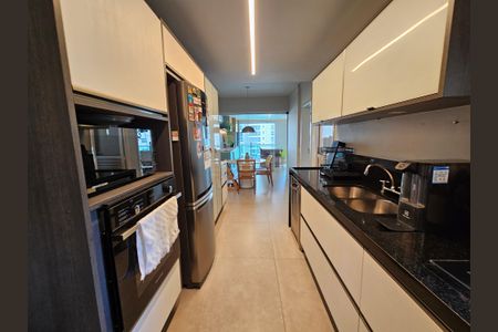 Apartamento para alugar com 161m², 3 quartos e 3 vagasCozinha