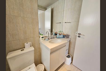 Apartamento para alugar com 161m², 3 quartos e 3 vagasBanheiro da Suíte 1