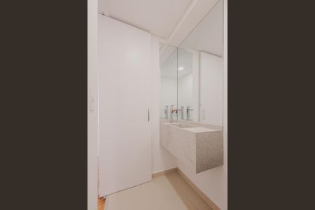 Apartamento à venda com 134m², 3 quartos e 1 vagaLavabo