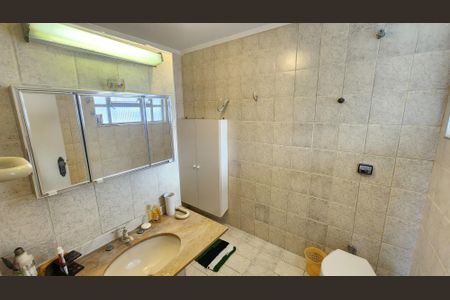 Apartamento para alugar com 160m², 3 quartos e 2 vagas Apartamento para alugar com 160m², 3 quartos e 2 vagasBanheiro da Suíte