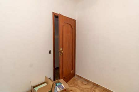 Casa à venda com 356m², 4 quartos e 3 vagas Casa à venda com 356m², 4 quartos e 3 vagasQuarto 3