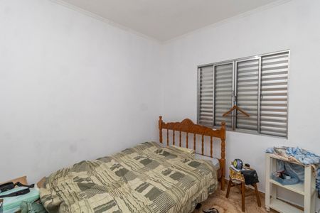 Casa à venda com 356m², 4 quartos e 3 vagas Casa à venda com 356m², 4 quartos e 3 vagasQuarto 2