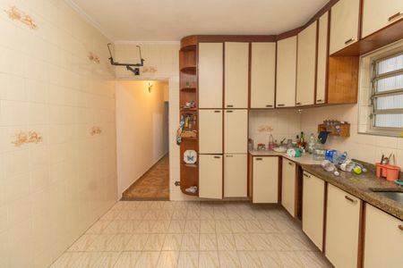 Casa à venda com 356m², 4 quartos e 3 vagas Casa à venda com 356m², 4 quartos e 3 vagasCozinha