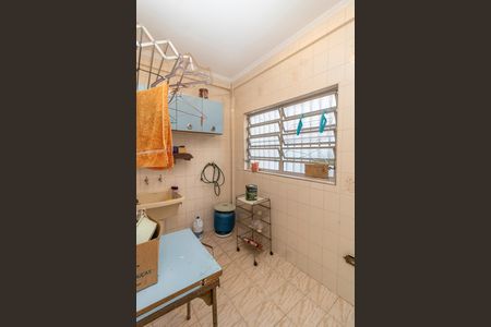 Casa à venda com 356m², 4 quartos e 3 vagas Casa à venda com 356m², 4 quartos e 3 vagasÁrea de Serviço