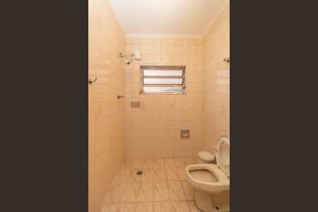 Casa à venda com 356m², 4 quartos e 3 vagas Casa à venda com 356m², 4 quartos e 3 vagasBanheiro da Suíte