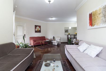 Apartamento à venda com 157m², 4 quartos e 3 vagas Apartamento à venda com 157m², 4 quartos e 3 vagasSala