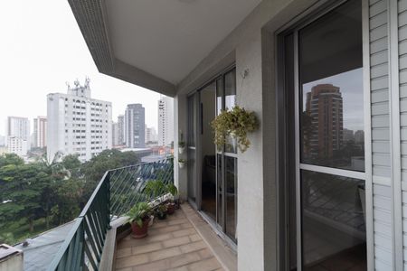 Apartamento à venda com 157m², 4 quartos e 3 vagas Apartamento à venda com 157m², 4 quartos e 3 vagasVaranda da Sala