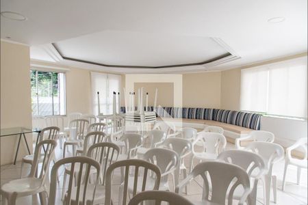 Apartamento à venda com 157m², 4 quartos e 3 vagas Apartamento à venda com 157m², 4 quartos e 3 vagasSalão de Festas