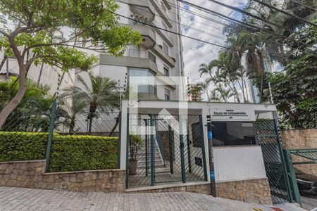 Apartamento à venda com 157m², 4 quartos e 3 vagas Apartamento à venda com 157m², 4 quartos e 3 vagasFachada