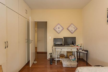 Apartamento à venda com 157m², 3 quartos e 3 vagasQuarto 2