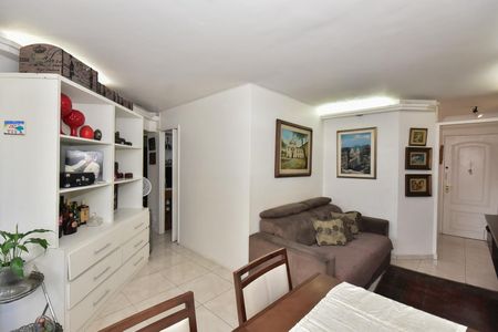 Apartamento à venda com 70m², 3 quartos e 1 vagaSala