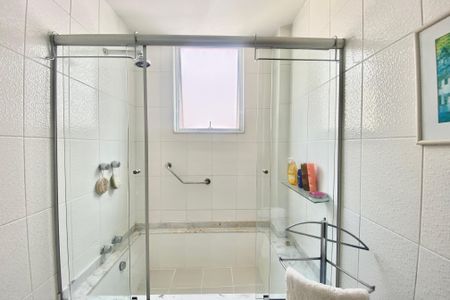 Apartamento à venda com 106m², 3 quartos e 1 vagaBANHEIRO SOCIAL 