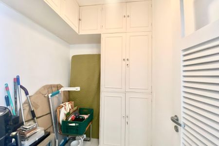 Apartamento à venda com 106m², 3 quartos e 1 vagaQuarto de Serviço