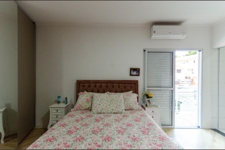 Casa para alugar com 297m², 3 quartos e 4 vagasSuíte