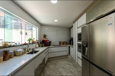 Casa para alugar com 297m², 3 quartos e 4 vagasCozinha