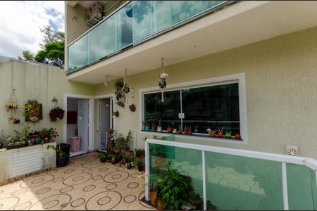 Casa para alugar com 297m², 3 quartos e 4 vagasEntrada - Sacada