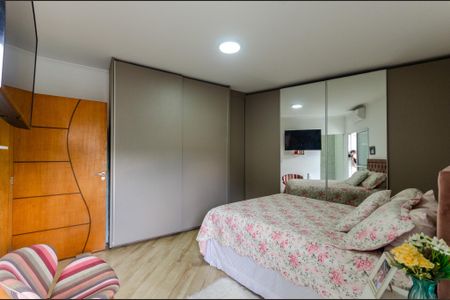 Casa para alugar com 297m², 3 quartos e 4 vagasSuíte