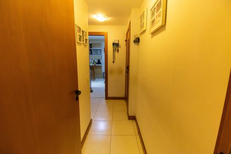 Apartamento à venda com 128m², 2 quartos e 2 vagasHall