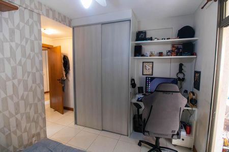 Apartamento à venda com 128m², 2 quartos e 2 vagasSuíte 