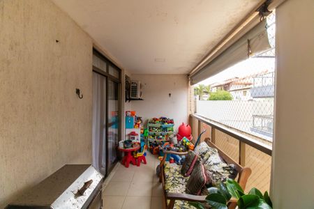 Apartamento à venda com 128m², 2 quartos e 2 vagasVaranda da Sala