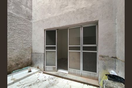 Apartamento à venda com 67m², 2 quartos e sem vagaQuintal