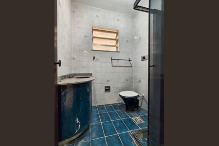 Apartamento à venda com 67m², 2 quartos e sem vagaBanheiro Corredor