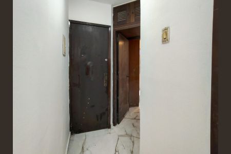 Apartamento à venda com 67m², 2 quartos e sem vagaEntrada