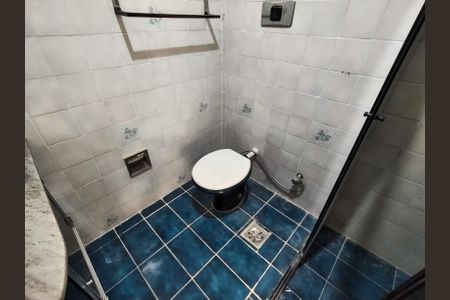Apartamento à venda com 67m², 2 quartos e sem vagaBanheiro Corredor