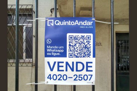 Apartamento à venda com 67m², 2 quartos e sem vagaFachada e portaria