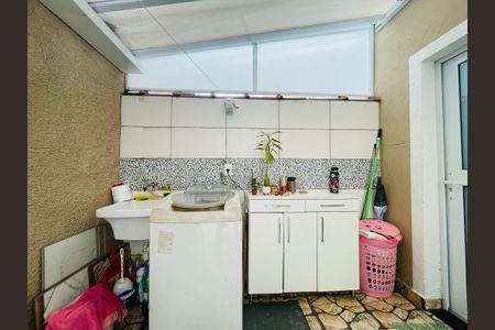Apartamento para alugar com 80m², 2 quartos e 1 vaga Apartamento para alugar com 80m², 2 quartos e 1 vagaÁrea de Serviço