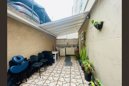 Apartamento para alugar com 80m², 2 quartos e 1 vaga Apartamento para alugar com 80m², 2 quartos e 1 vagaQuintal