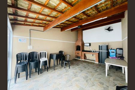 Apartamento para alugar com 80m², 2 quartos e 1 vaga Apartamento para alugar com 80m², 2 quartos e 1 vagaÁrea comum - Churrasqueira