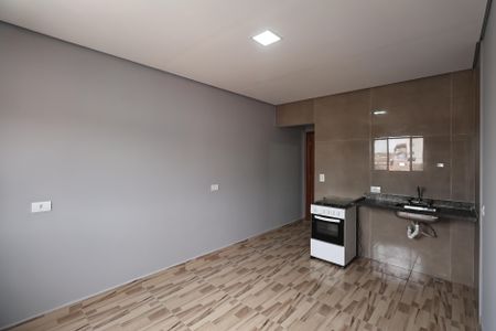 Casa para alugar com 30m², 1 quarto e sem vaga Casa para alugar com 30m², 1 quarto e sem vagaSala