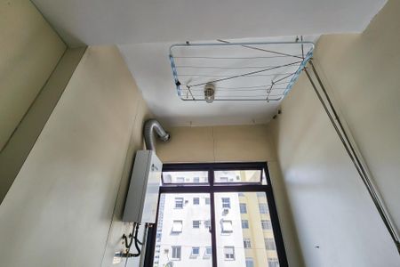 Apartamento à venda com 177m², 2 quartos e 2 vagas Apartamento à venda com 177m², 2 quartos e 2 vagasÁrea de Serviço