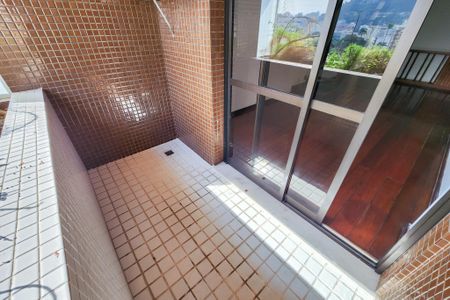Sacada de apartamento à venda com 2 quartos, 177m² em Botafogo, Rio de Janeiro